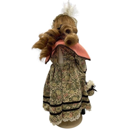 Vintage MYD Marian Yu Desings Porcelain Doll Red hair Numbered + stand - Picture 4 of 12